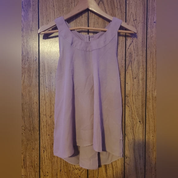 BKE Ruffle Back Top - XS - Picture 2 of 6